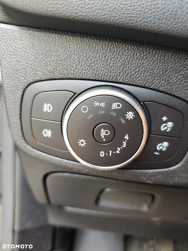 Ford Focus 2.0 EcoBlue Titanium X - 19