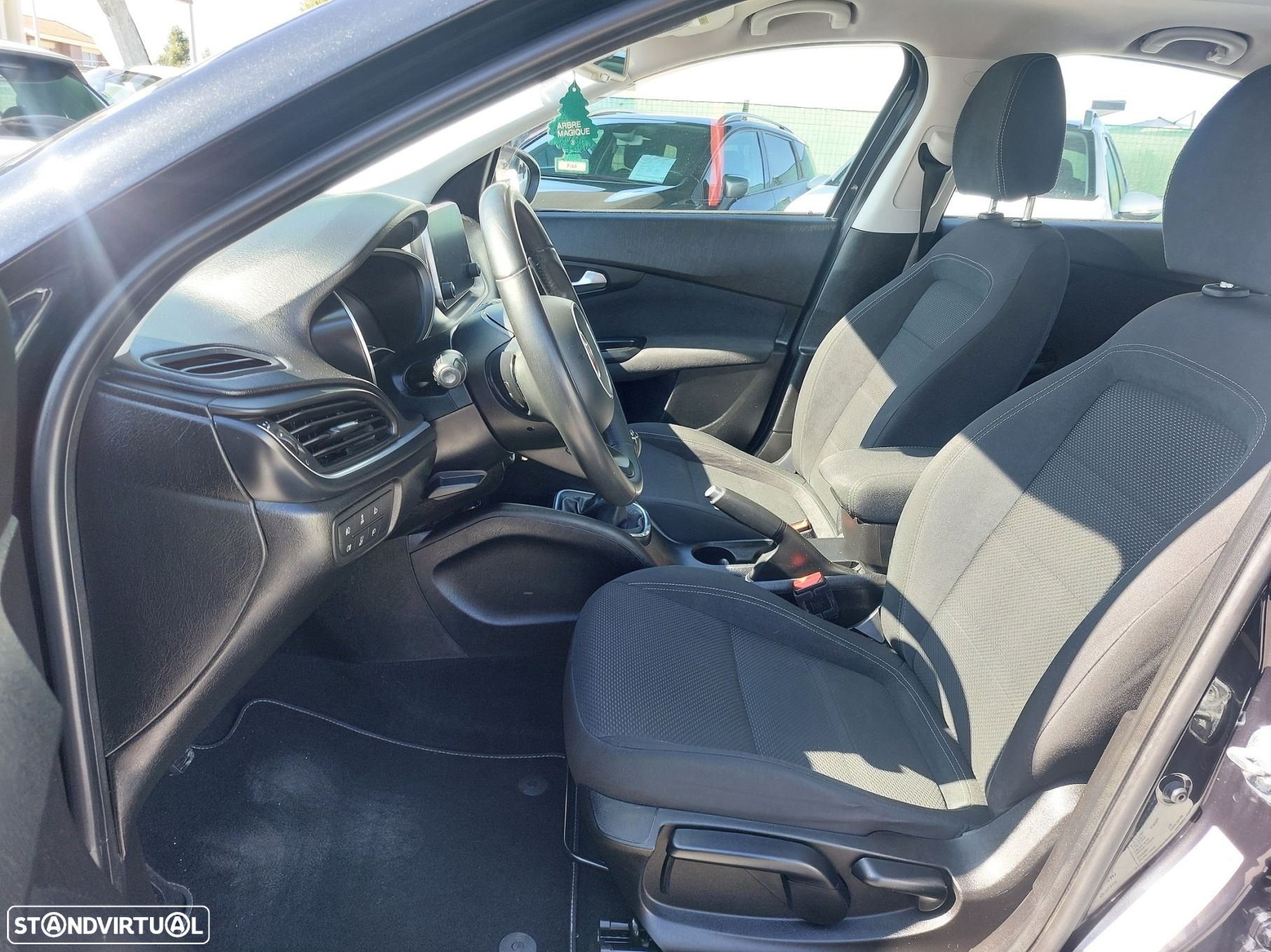 Fiat Tipo 1.3 M-Jet Lounge Tech J17 - 12