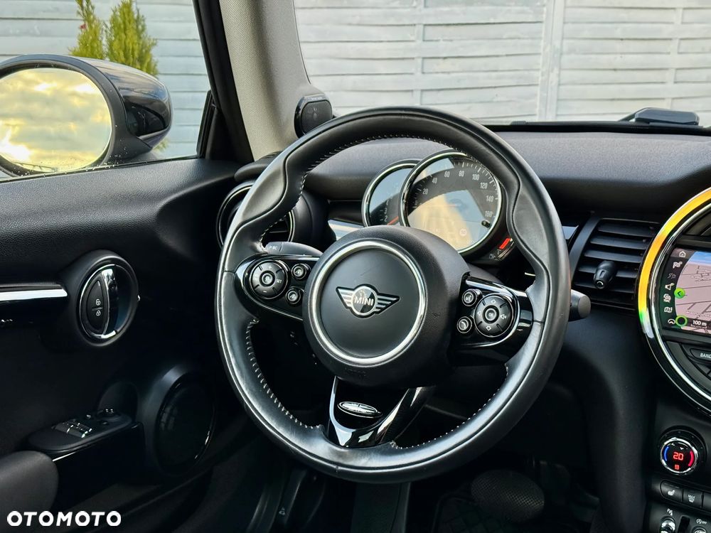 MINI Cooper John Works Trim - 7