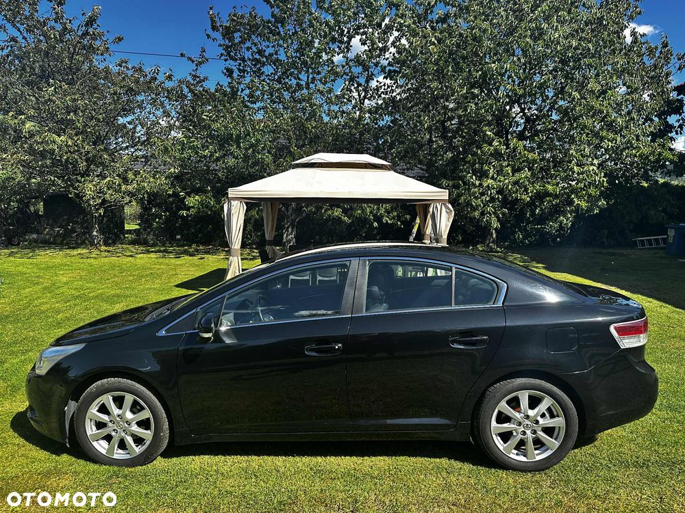 Toyota Avensis 2.0 Premium EU5 - 2