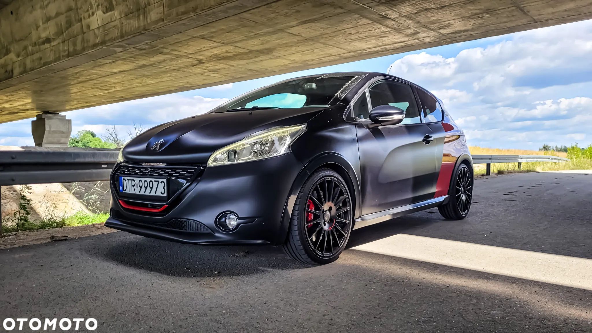 Peugeot 208 THP STOP & START GTi by Sport - 1