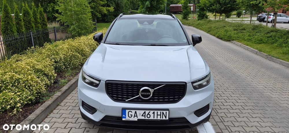 Volvo XC 40 T3 R-Design - 6
