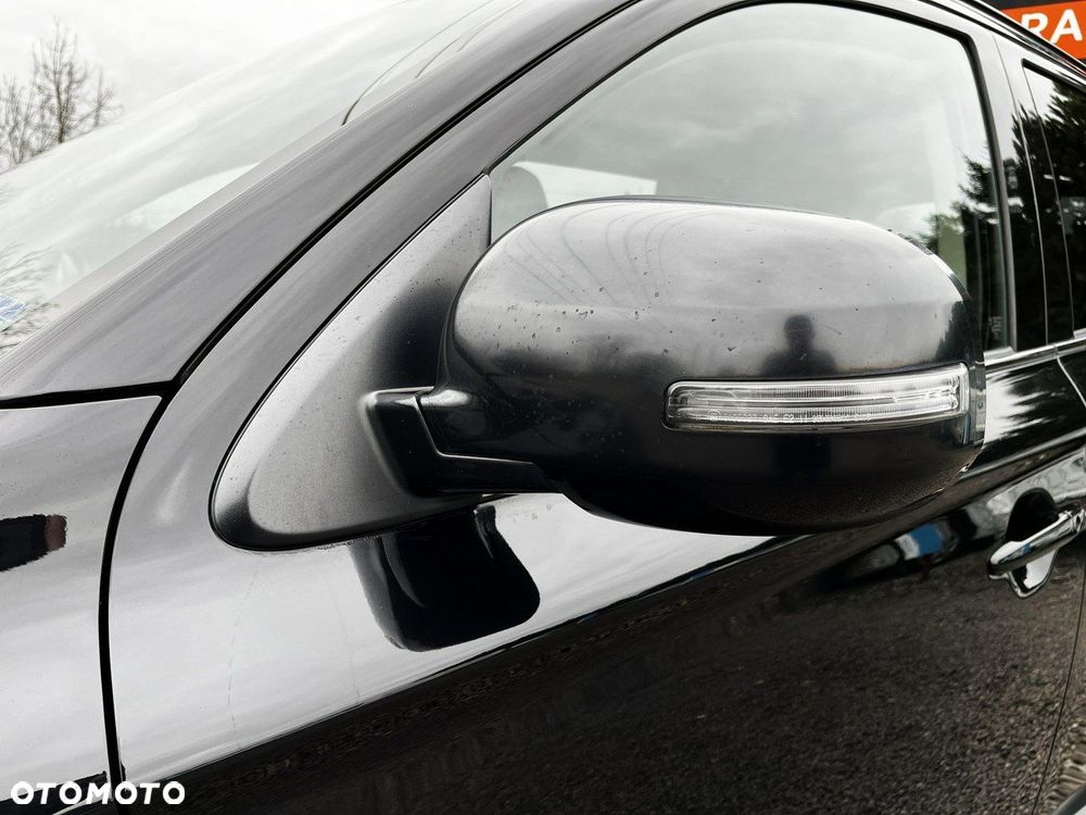 Mitsubishi Outlander 2.0 Instyle + 4WD CVT - 13