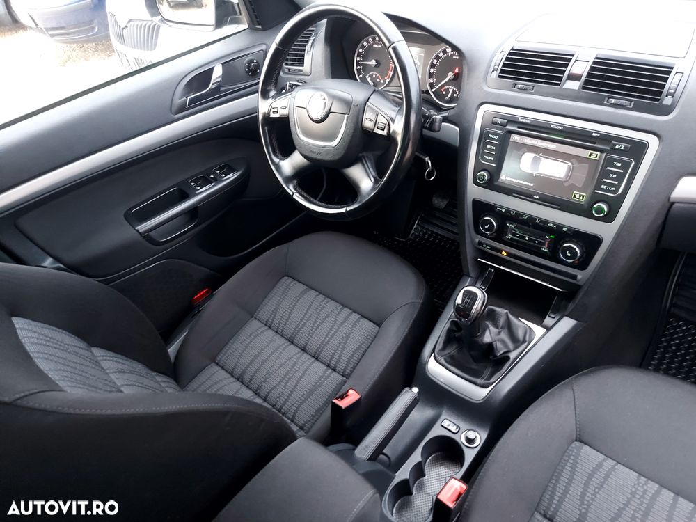Skoda Octavia - 11