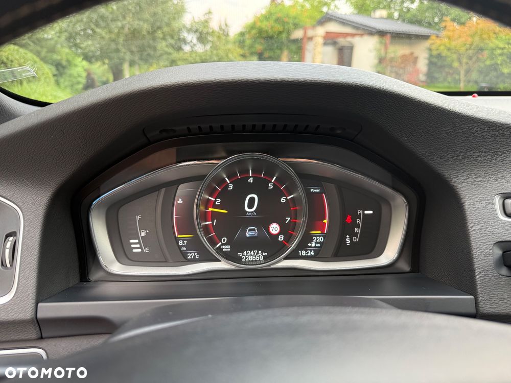 Volvo S60 T6 AWD R-Design Summum - 13