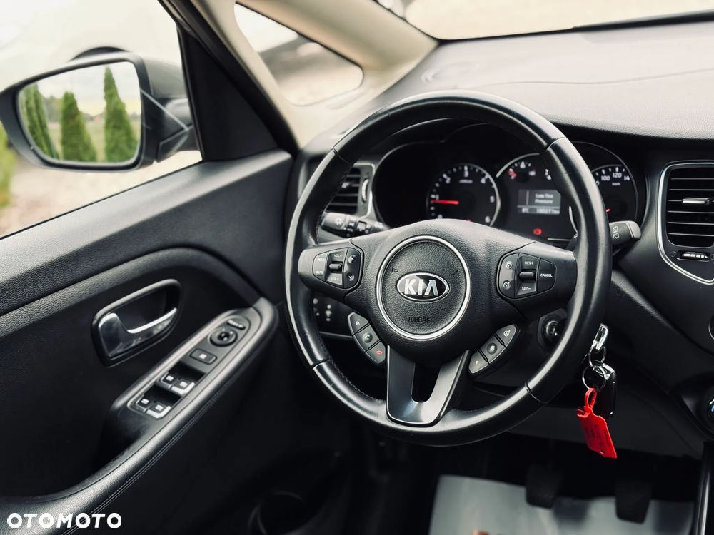 Kia Carens 1.7 CRDi M - 25