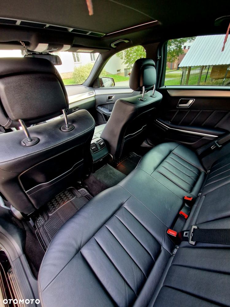 Mercedes-Benz Klasa E 200 BlueTEC 7G-TRONIC Classic - 16