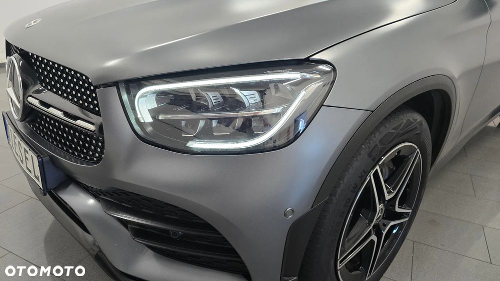 Mercedes-Benz GLC 300 d 4Matic 9G-TRONIC AMG Line Plus - 15