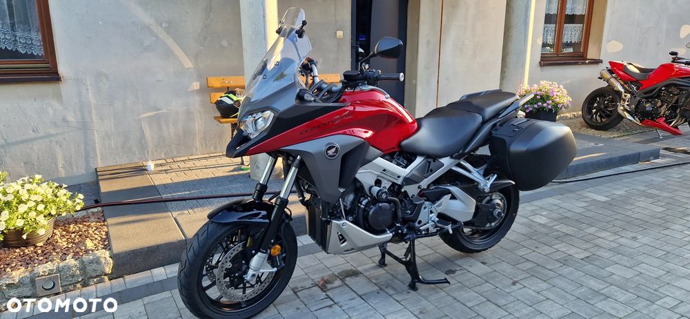 Honda VFR - 4