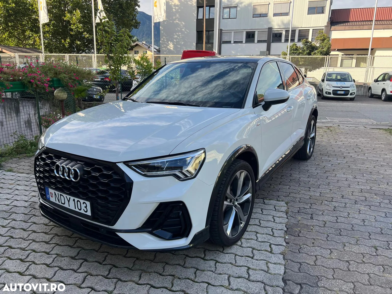 Audi Q3 40 TDI Sportback quattro S tronic S line - 3