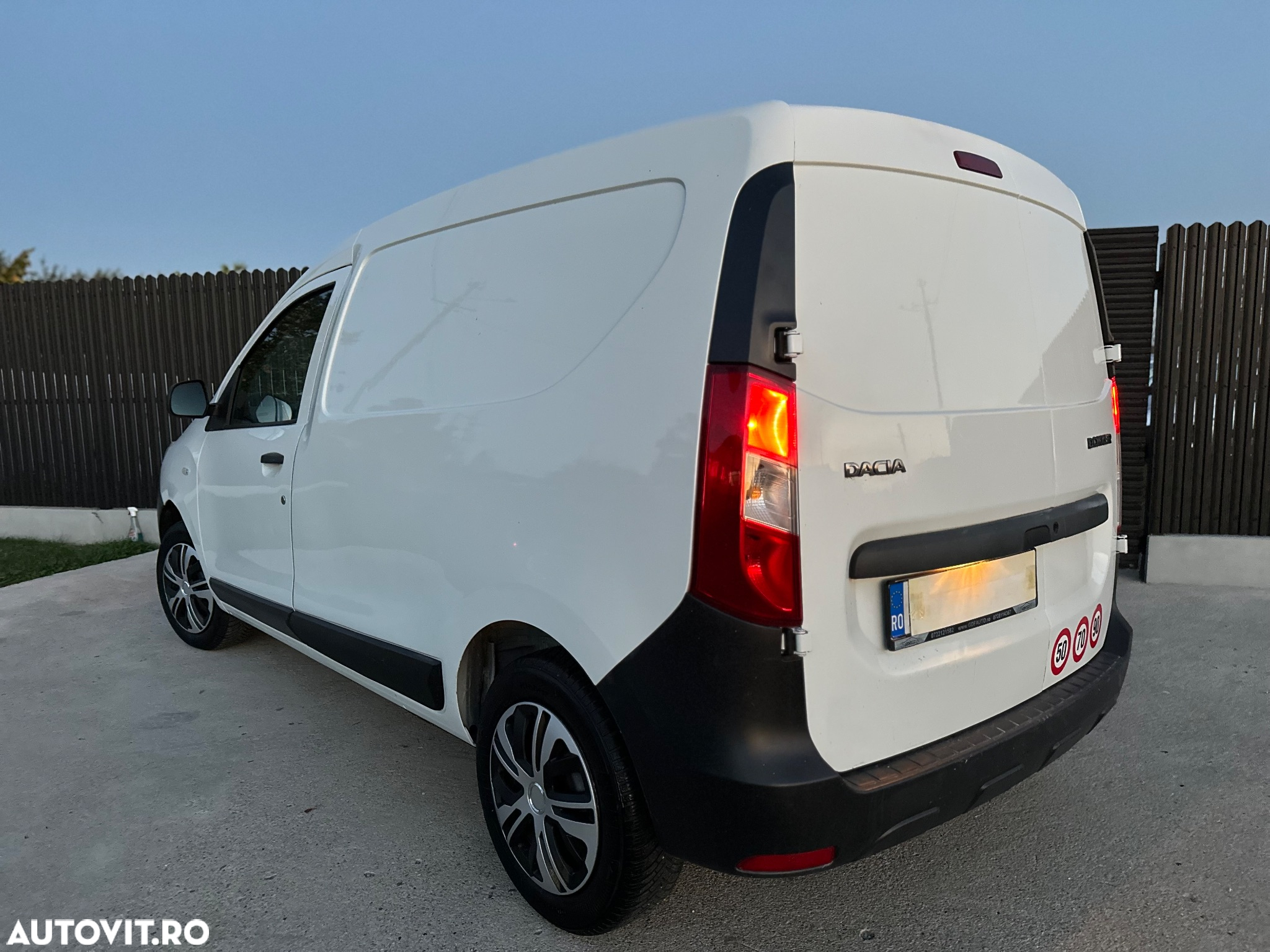Dacia Dokker - 3