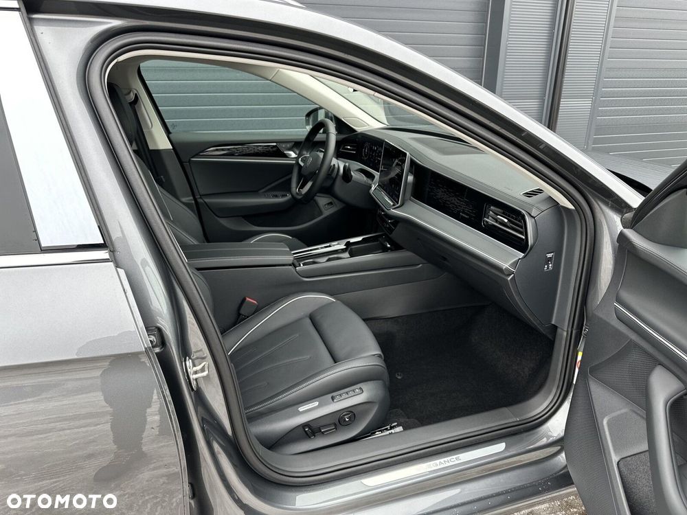 Volkswagen Passat - 33