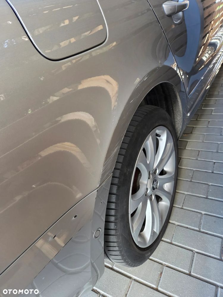 Skoda Superb 2.0 TDI Elegance DSG - 12