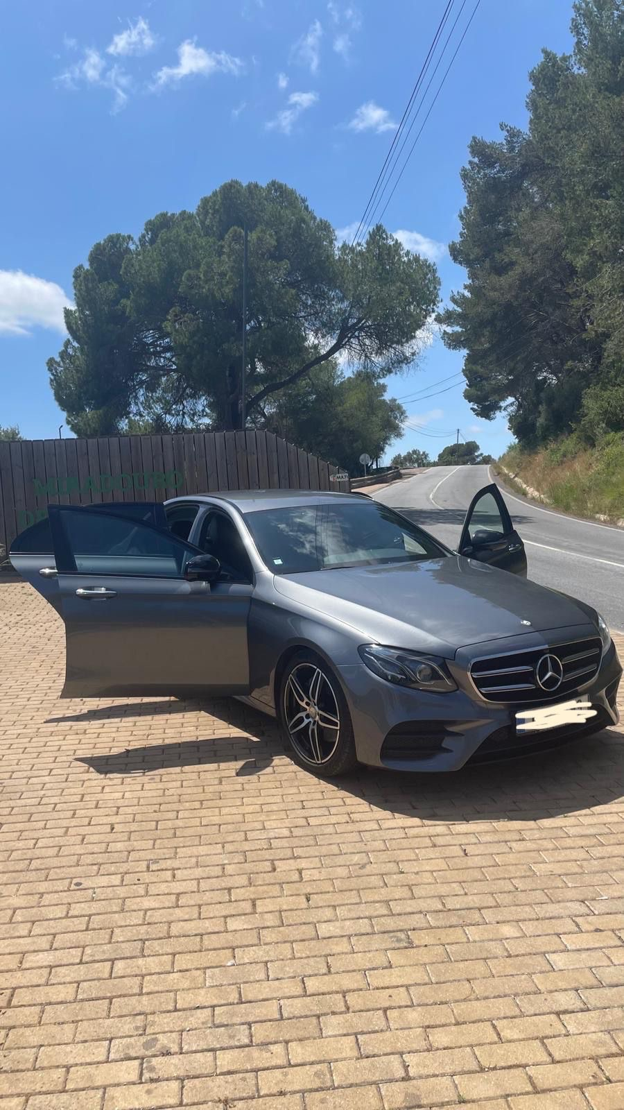 Mercedes-Benz E 220 d 9G-TRONIC AMG Line - 51