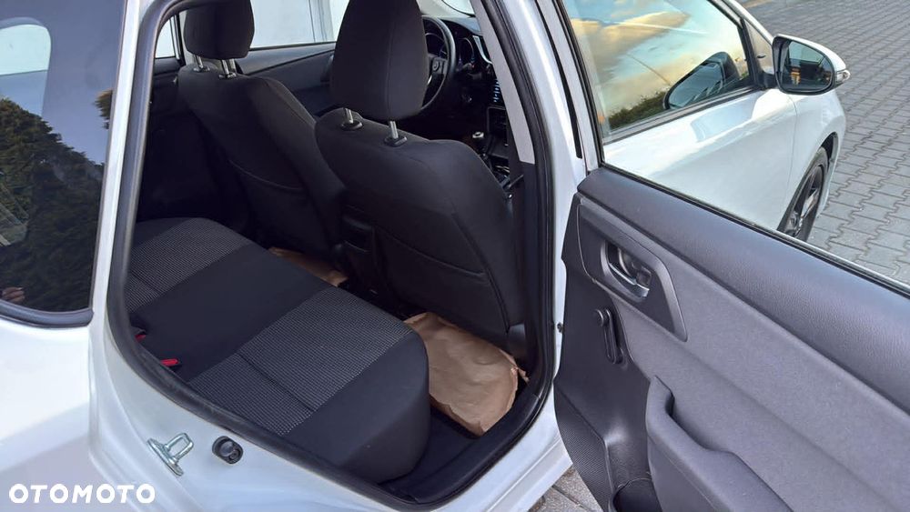 Toyota Auris 1.4 D-4D Edition - 10