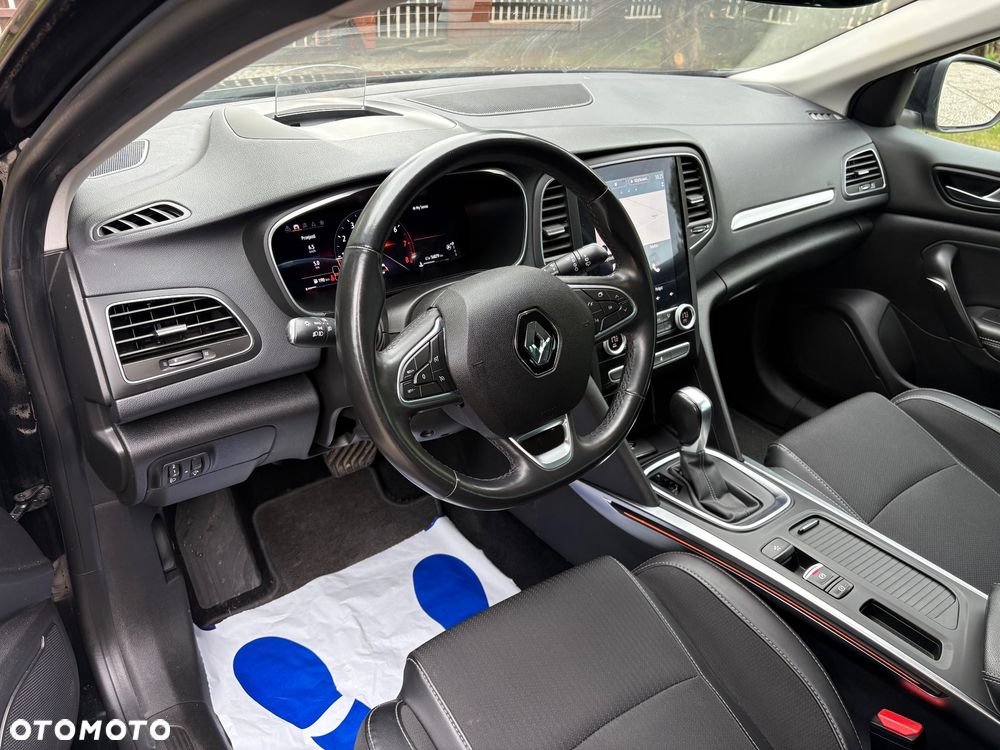Renault Megane TCe 140 GPF EDC INTENS - 11