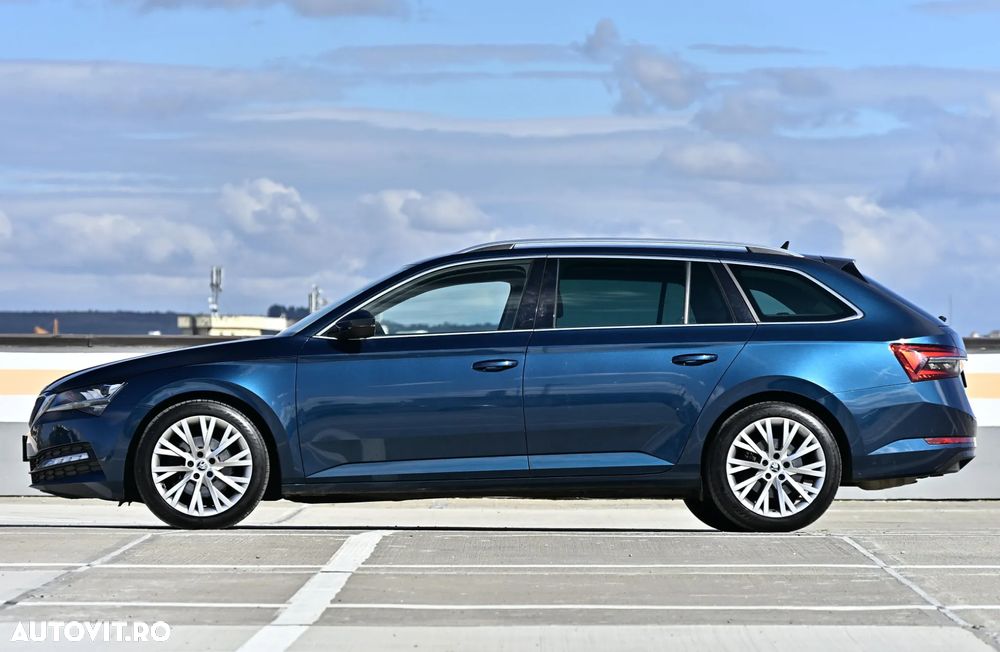 Skoda Superb Combi 2.0 TDI DSG Premium Edition - 8