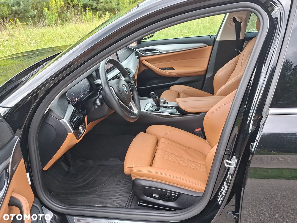 BMW Seria 5 520d xDrive mHEV Luxury Line - 26