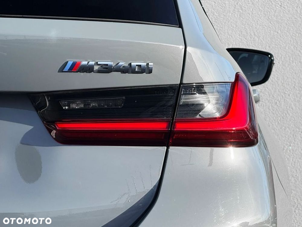 BMW Seria 3 M340i xDrive mHEV sport - 38