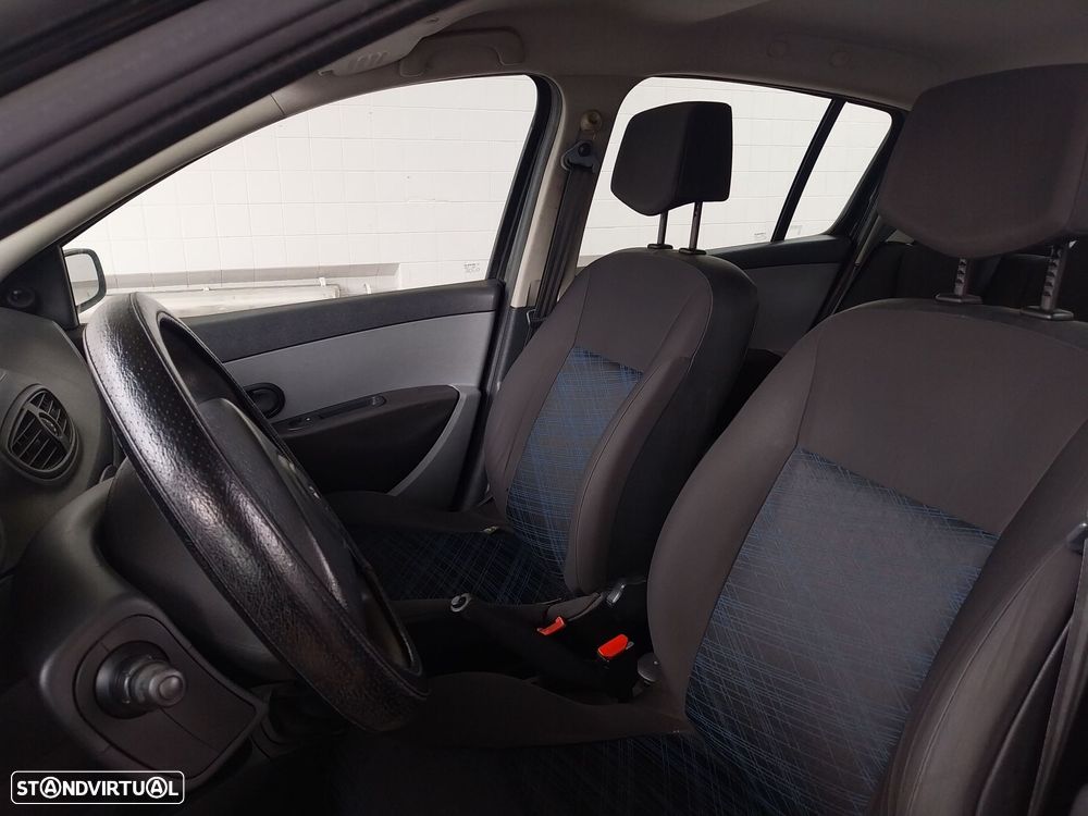 Renault Clio 1.2 16V Confort - 7