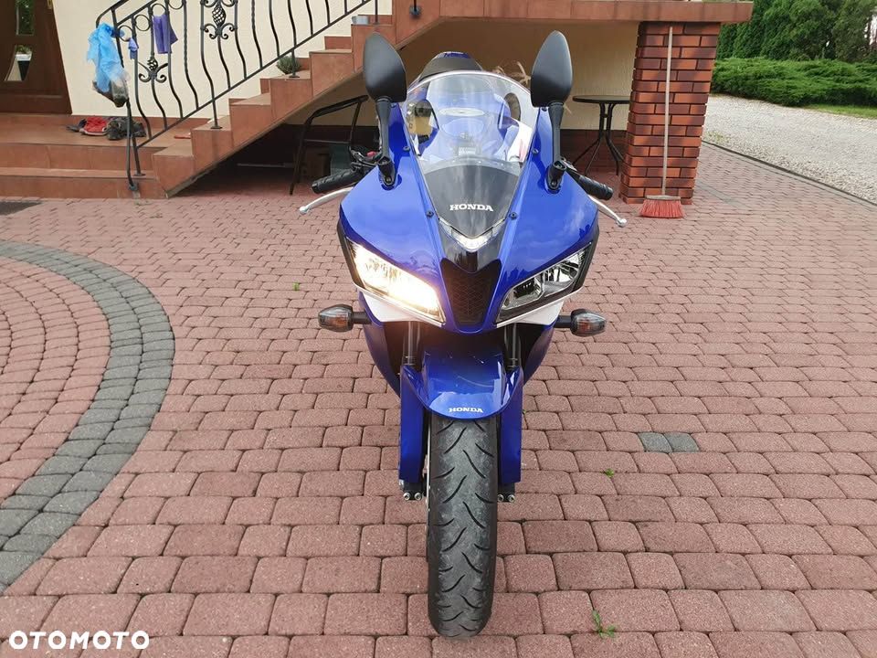 Honda CBR - 4