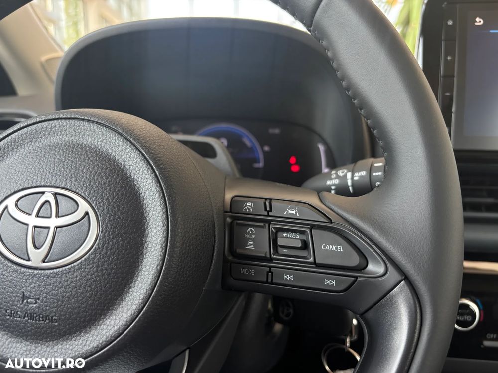 Toyota Yaris Cross 1.5 VVT-i HSD 4x2 Active - 32