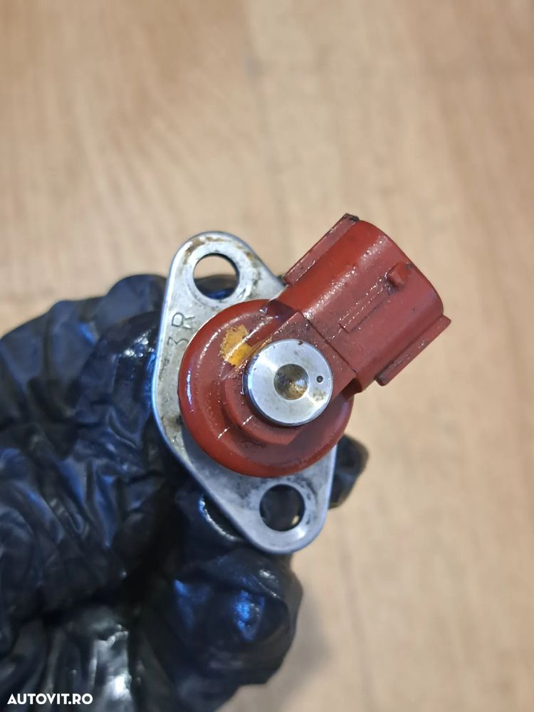 Senzor regulator presiune pompa inalta presiune ( injectie ) Toyota Rav 4 2.0d 2001-2005 cod motor 1CD FTV D-4D - 4