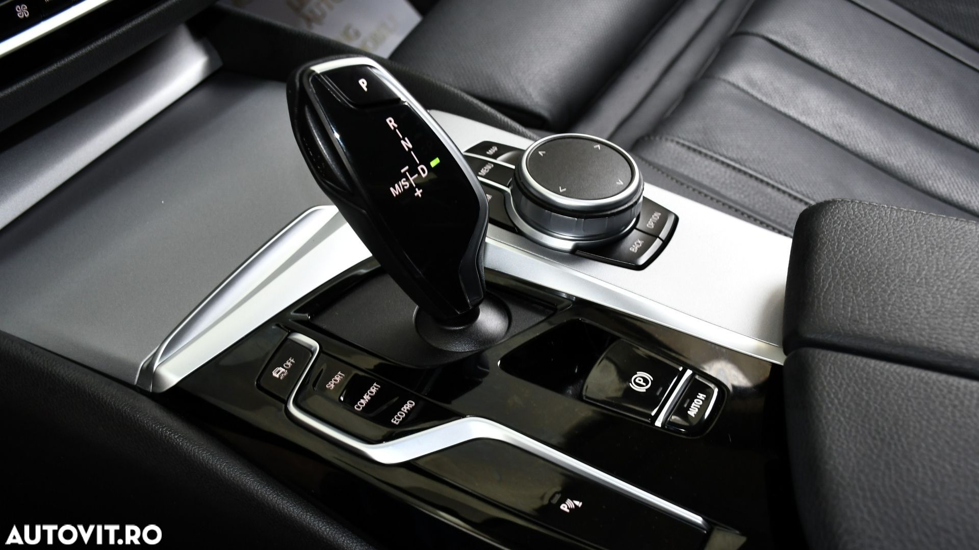 BMW Seria 5 520d xDrive Aut. Sport Line - 13