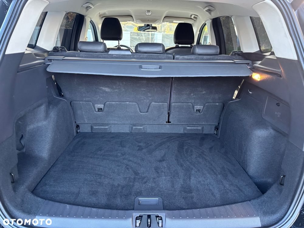 Ford Kuga 2.0 TDCi 2x4 Vignale - 33