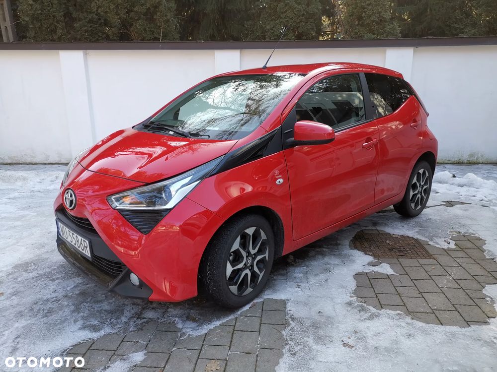 Toyota Aygo 1.0 VVT-i Color Edition - 1