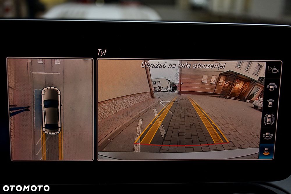 Mercedes-Benz Klasa C 300 9G-TRONIC Exclusive - 6