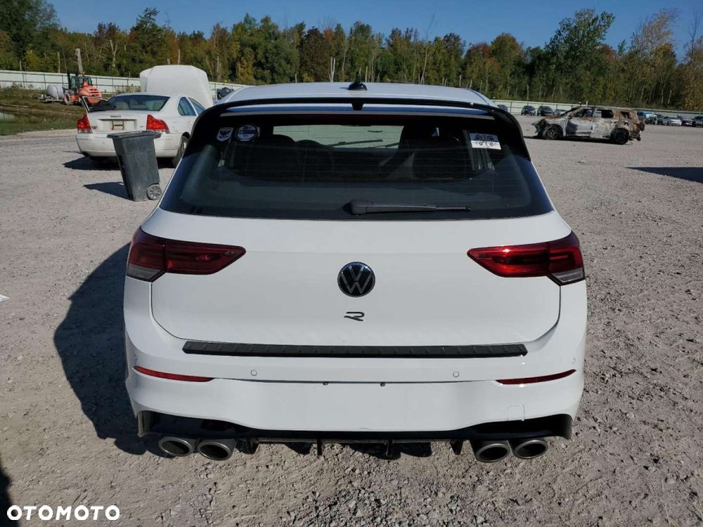 Volkswagen Golf - 7