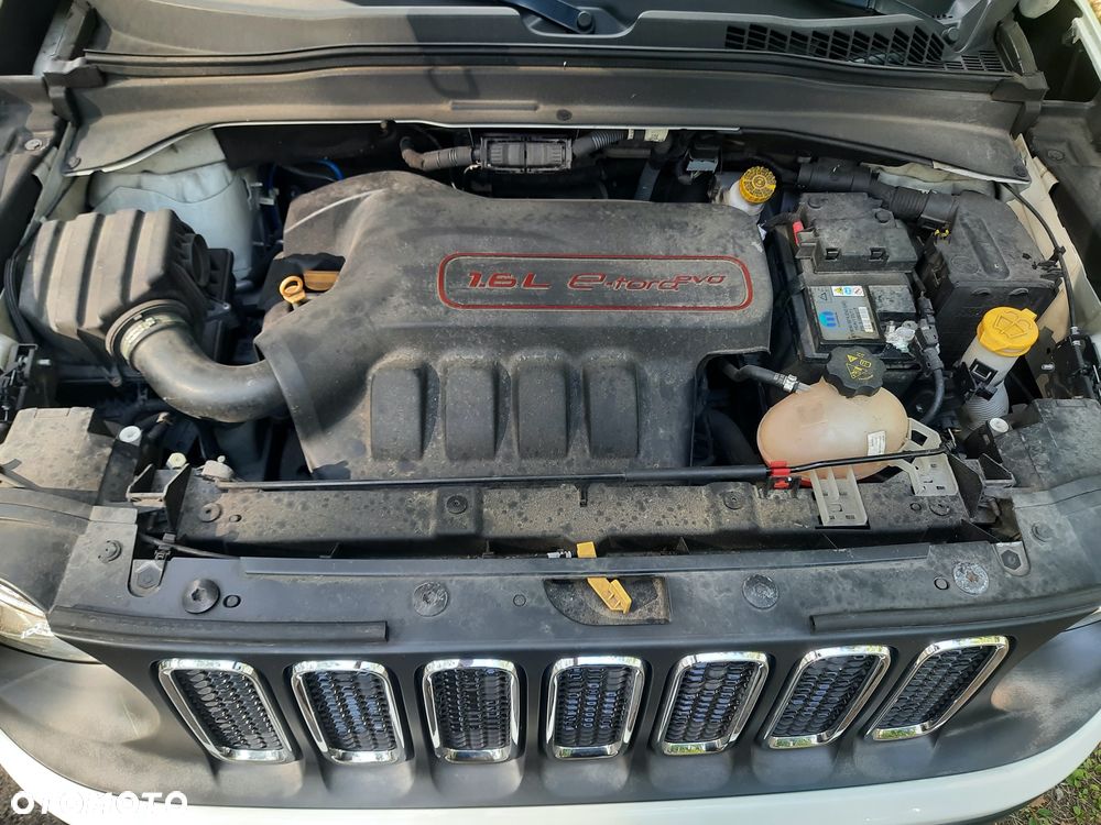 Jeep Renegade 1.6 E-torQ Longitude - 32