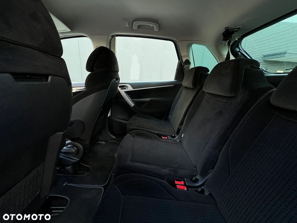 Citroën C4 Picasso - 16