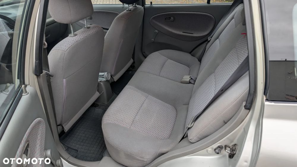 Kia Rio 1.3 RS - 6
