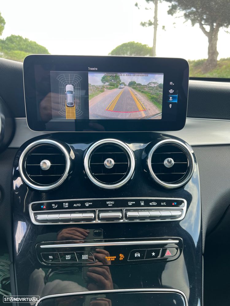 Mercedes-Benz GLC 300 e Coupé 4Matic - 30