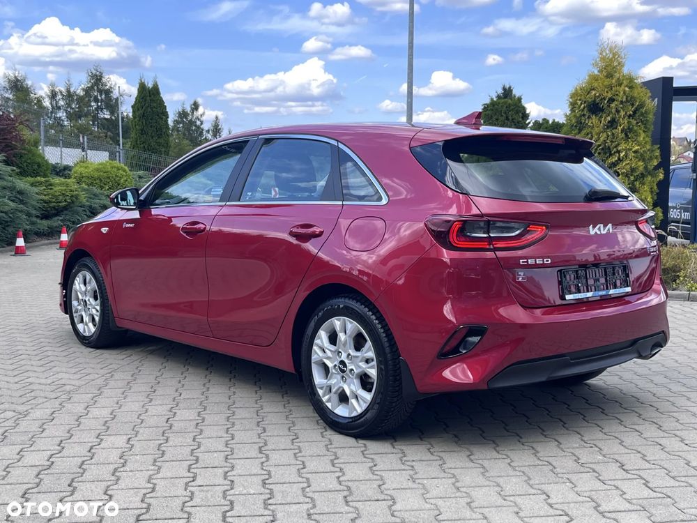 Kia Ceed 1.5 T-GDI M - 5