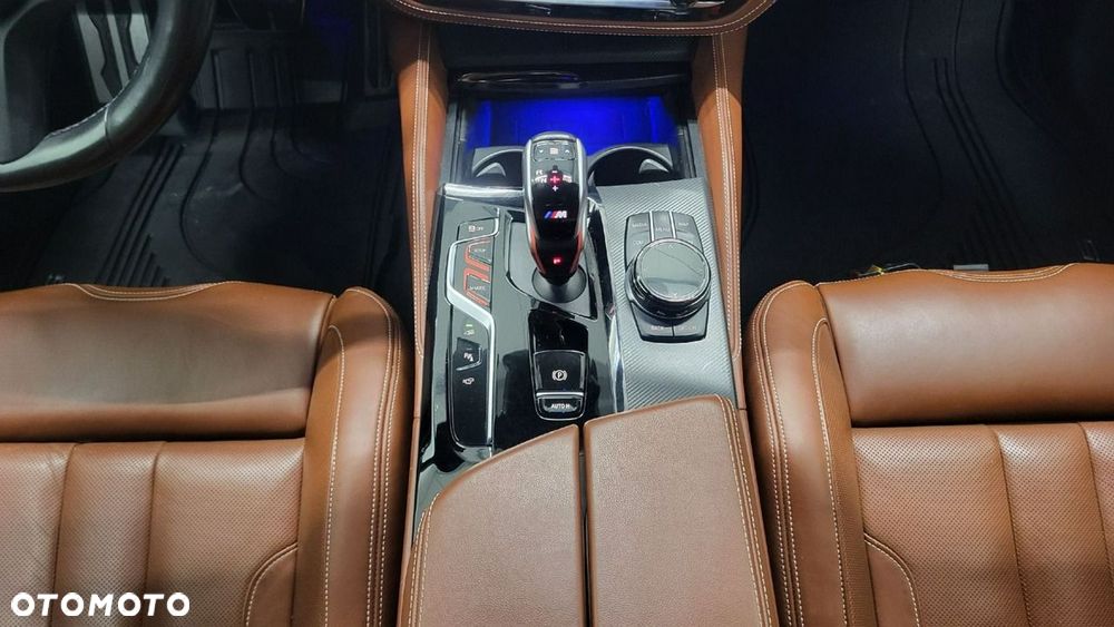 BMW M5 Competition - 23