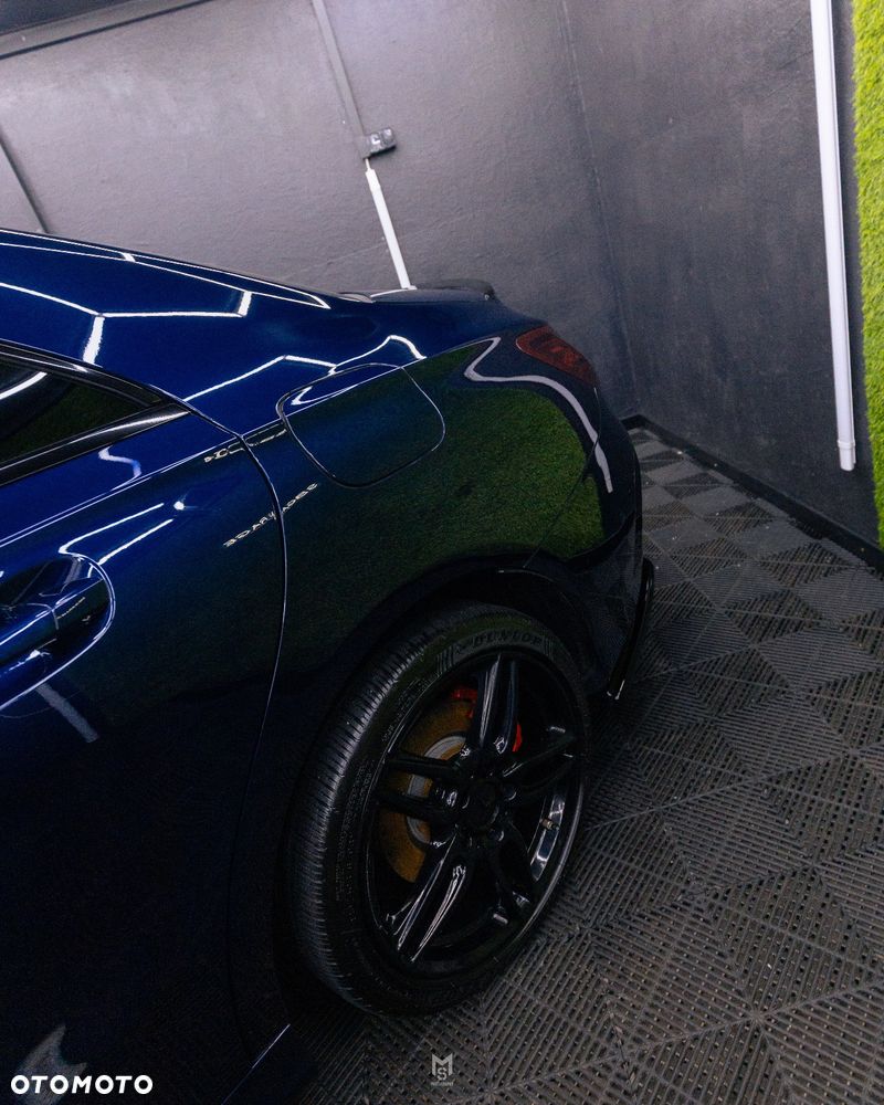 Mercedes-Benz CLA 220 4-Matic AMG Line - 9