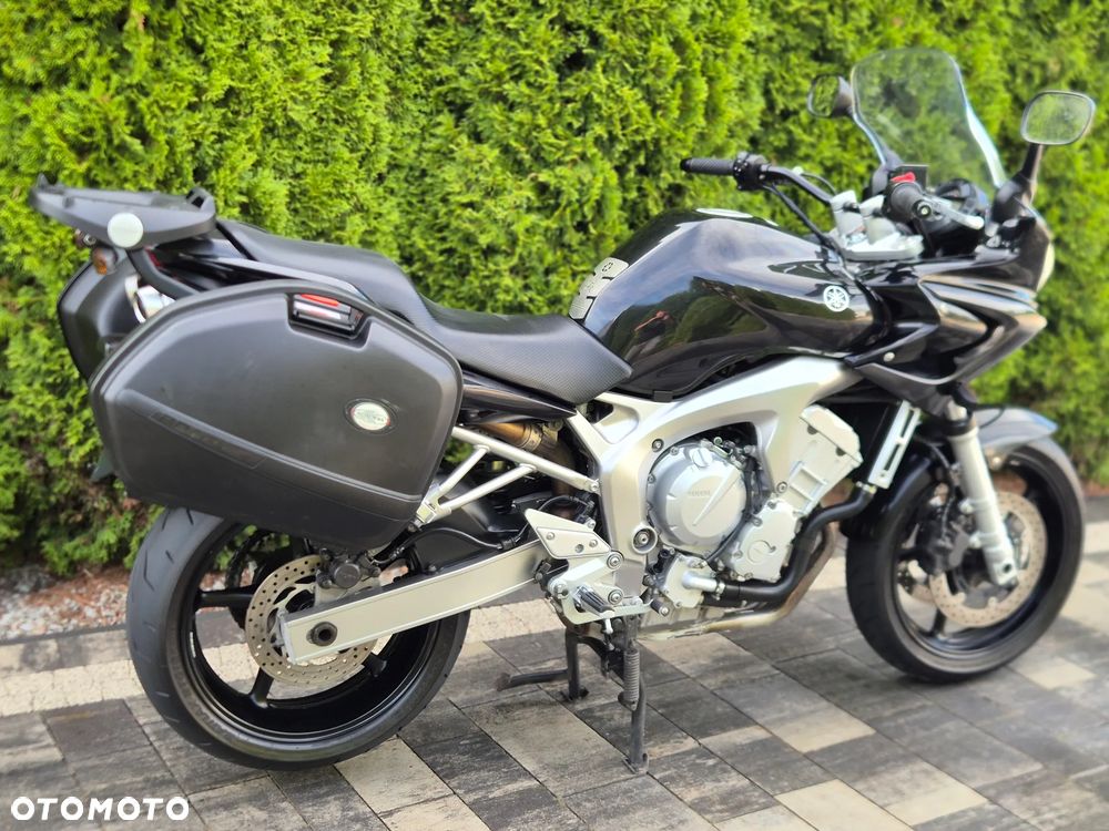Yamaha FZ6 - 3