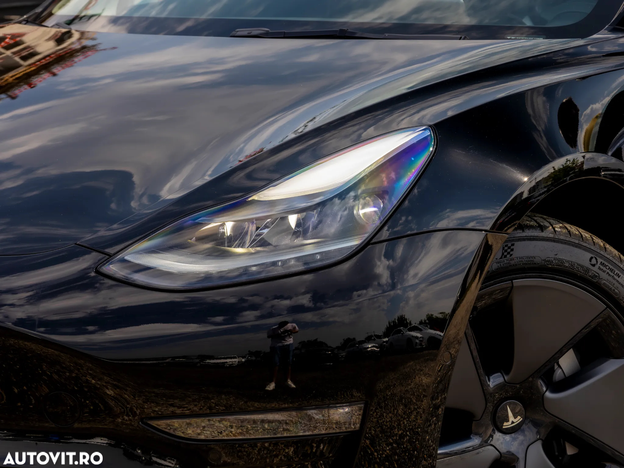 Tesla Model 3 Long Range - 12