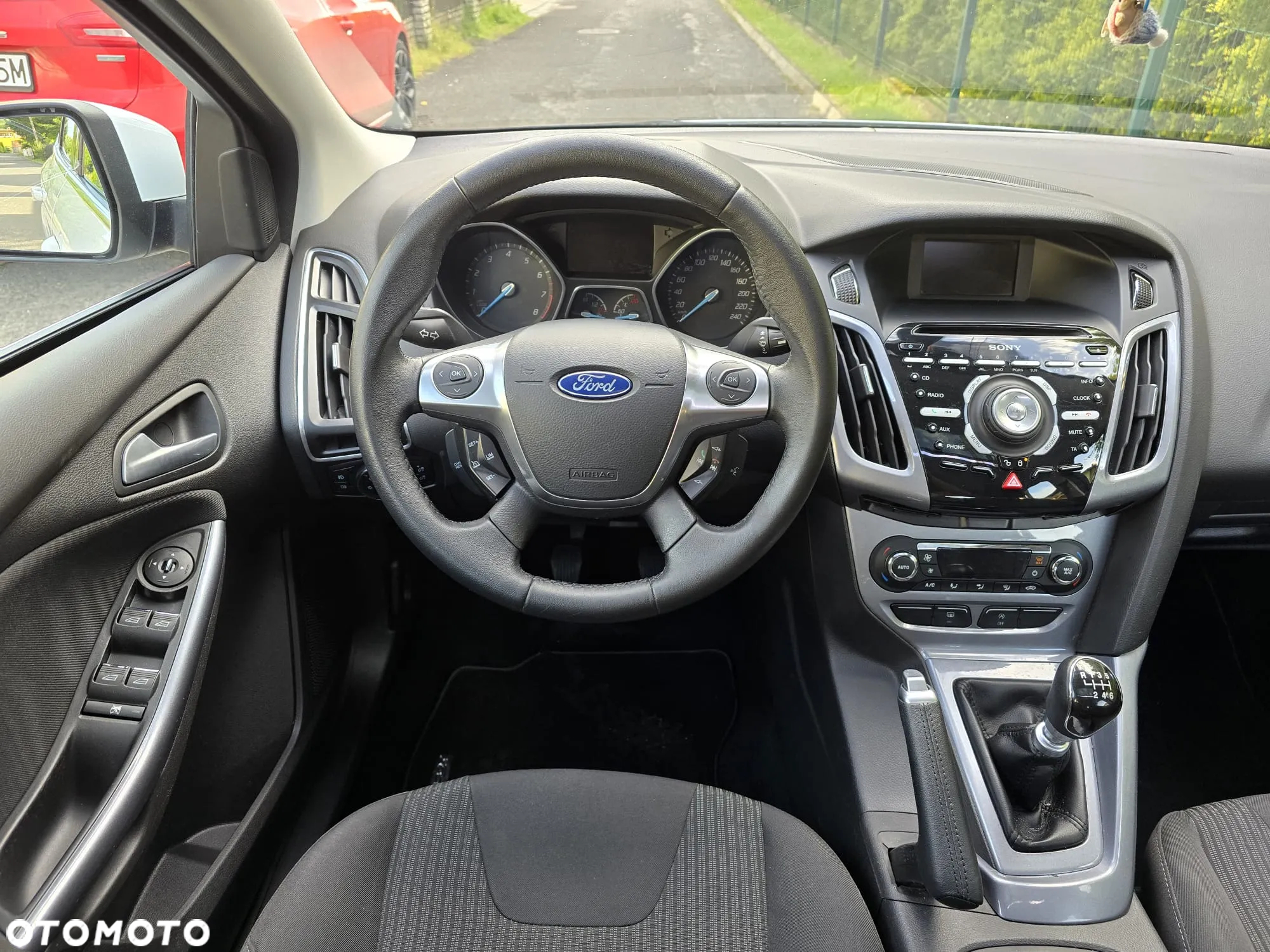 Ford Focus 1.0 EcoBoost Titanium - 29