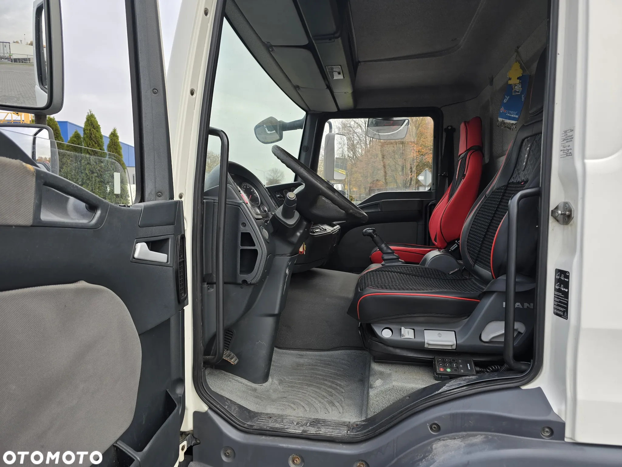 MAN TGL 8.180 - 8