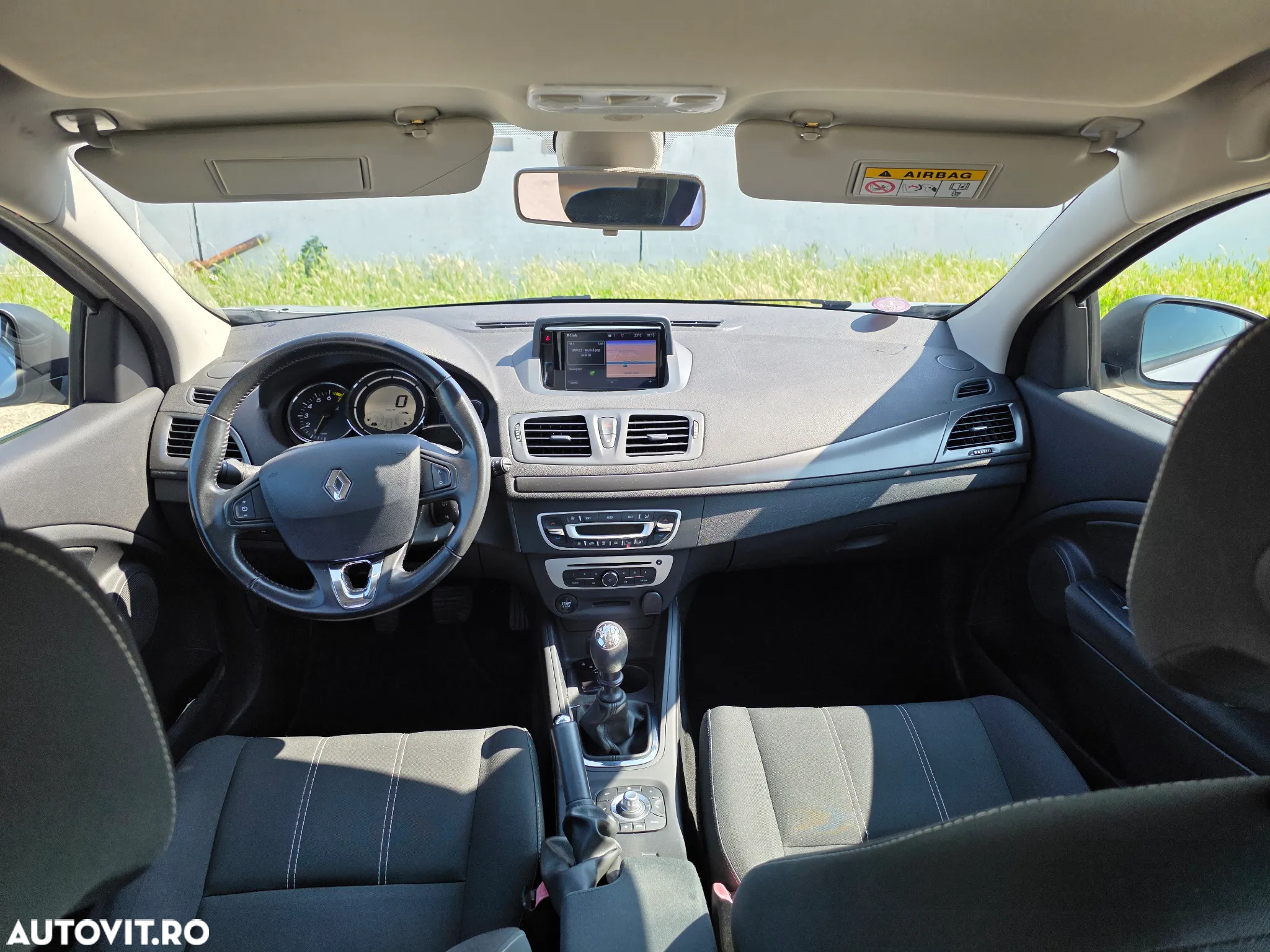 Renault Megane Grandtour ENERGY TCe 115 Start & Stop Authentique - 6