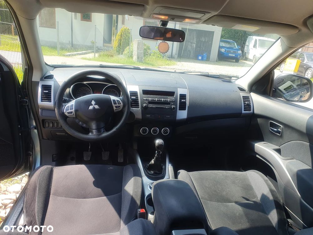 Mitsubishi Outlander 2.0 DID Intense - 16