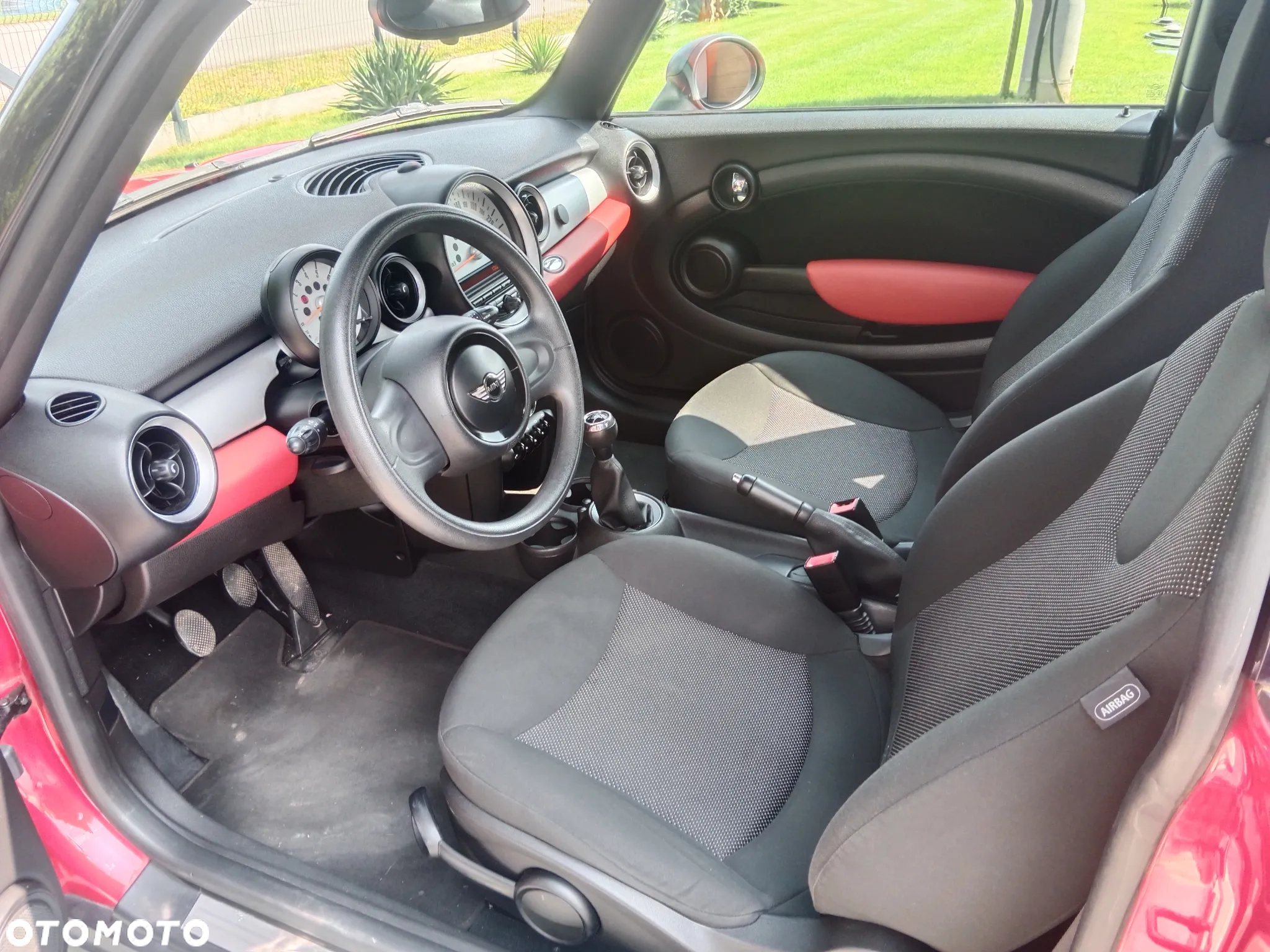 MINI ONE Standard - 10