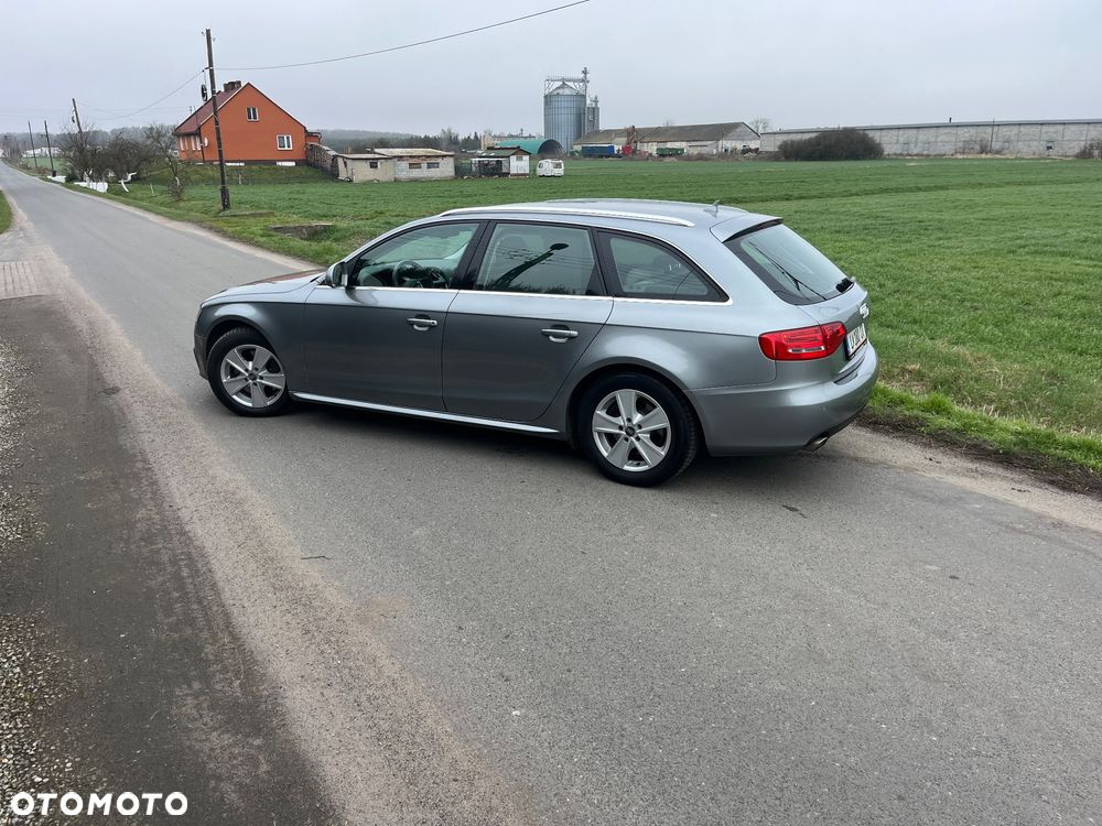 Audi A4 Avant 3.0 TDI DPF quattro S tronic S line Sportpaket - 5
