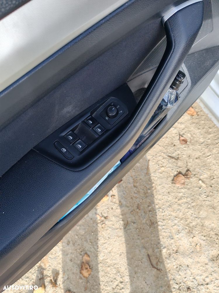 Volkswagen Passat 2.0 TDI SCR DSG Comfortline - 13