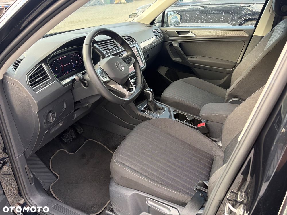 Volkswagen Tiguan Allspace 2.0 TDI SCR DSG Life - 15