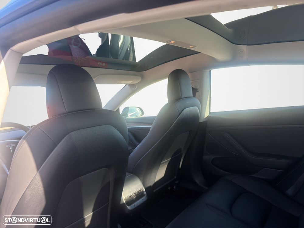 Tesla Model 3 Long Range Tração Integral - 16